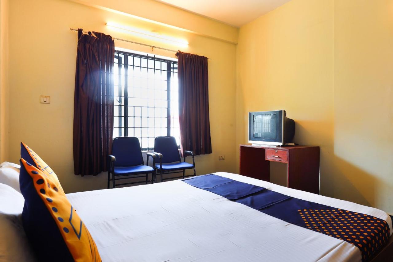 Spot On 64230 Killi Tourist Home Thiruvananthapuram Ngoại thất bức ảnh